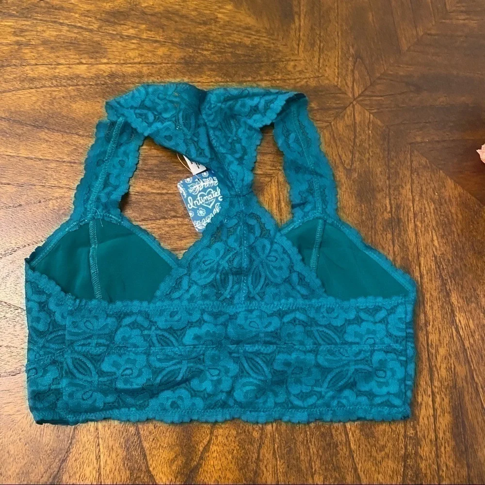 FREE PEOPLE Galloon Lace Racerback Bralette Size Small NWT